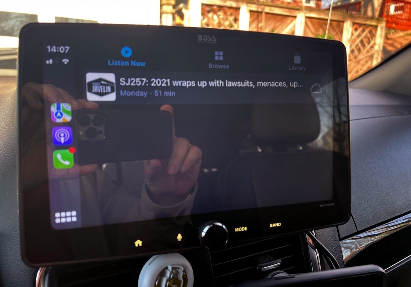 The Boss BE10ACP CarPlay Receiver display gives a great way to manage podcast playback while on the move.